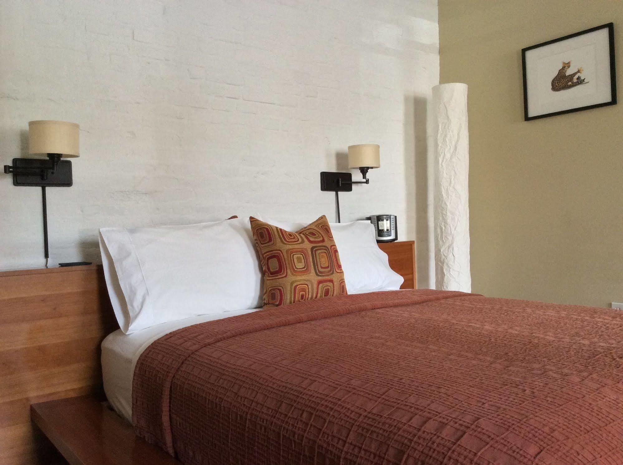 Inn At 2920 Baltimore Ngoại thất bức ảnh